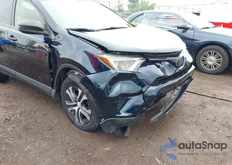 2017 Toyota Rav4 Le z USA, uszkodzony, nr VIN JTMZFREV0HJ119672